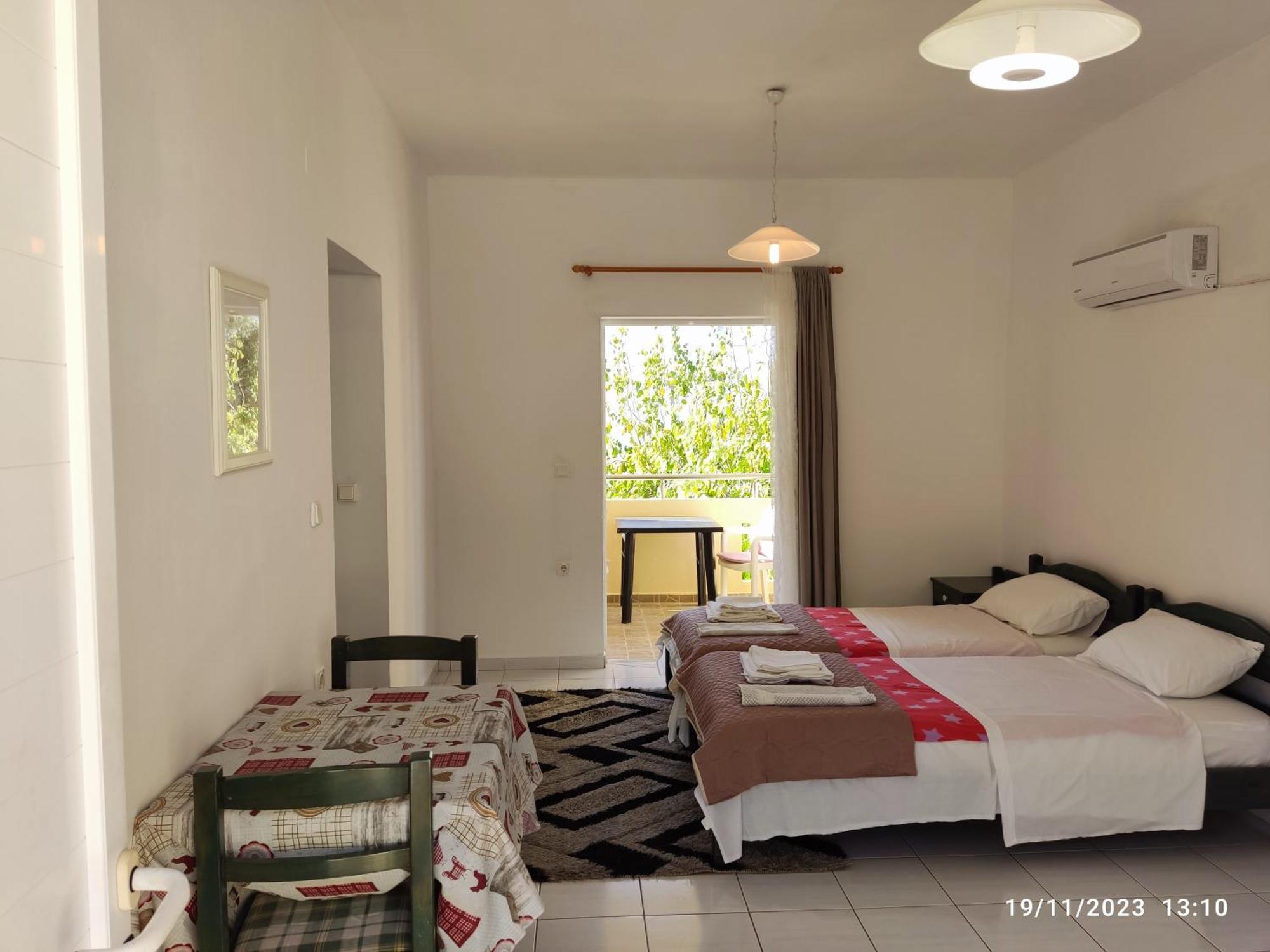 Zinovia Apartment คาโตดารัตโซ ภายนอก รูปภาพ