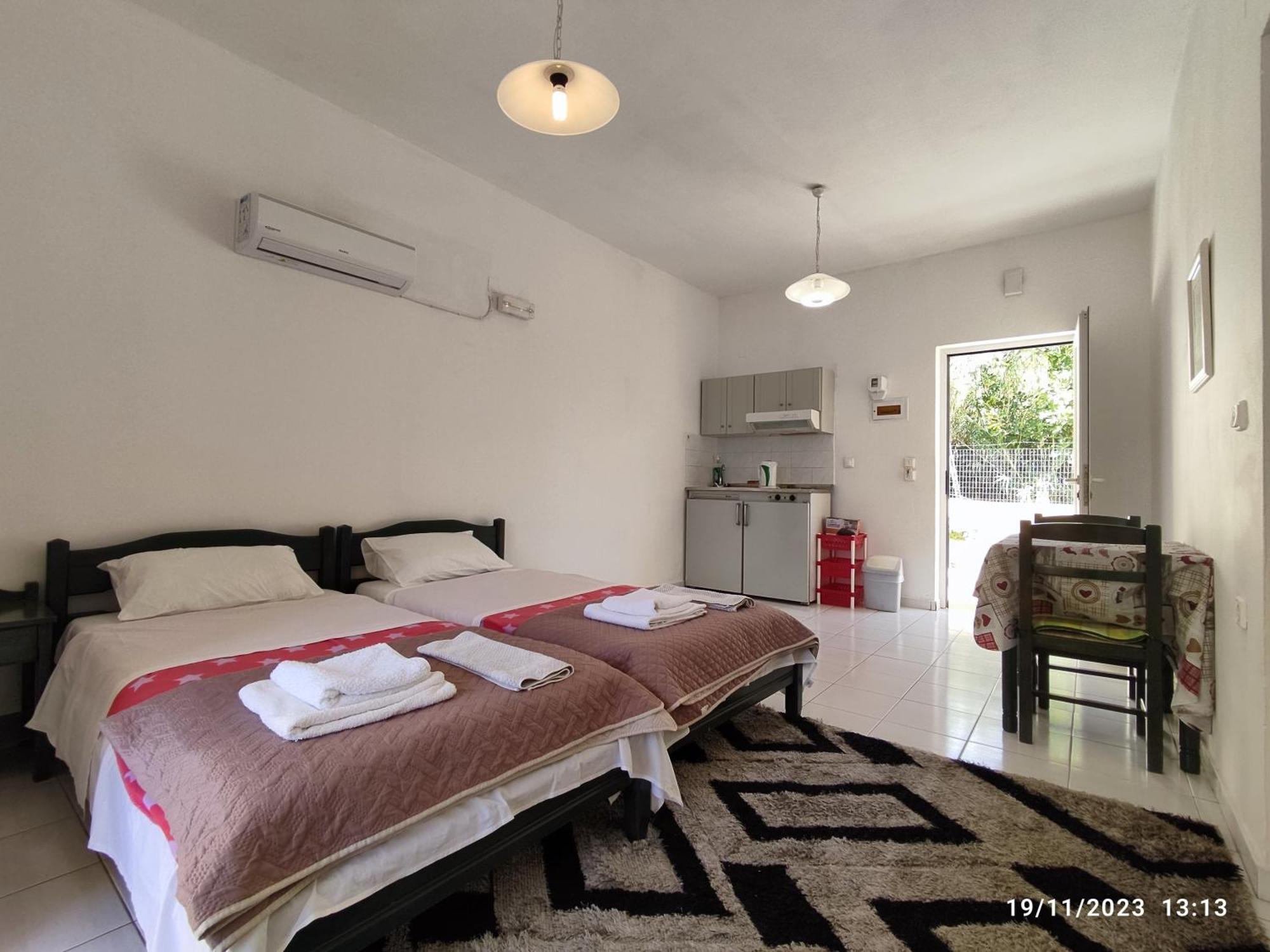 Zinovia Apartment คาโตดารัตโซ ภายนอก รูปภาพ